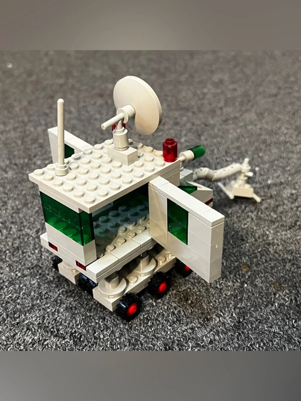 LEGO Space: Mobile Lab (6901) Complete Vintage - Picture 4 of 7